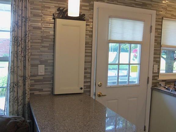 4th image of 329B Dorchester Dr #100B