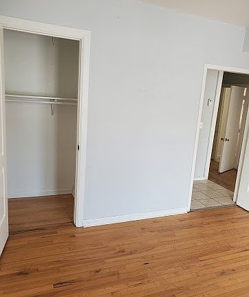 5th image of 2210 S Marshall Blvd #2E