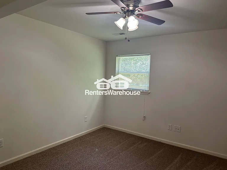 17825 Falls Rd — Photo 17