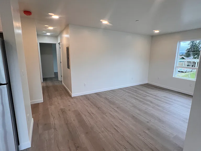 411 N 21st St #202 — Photo 5