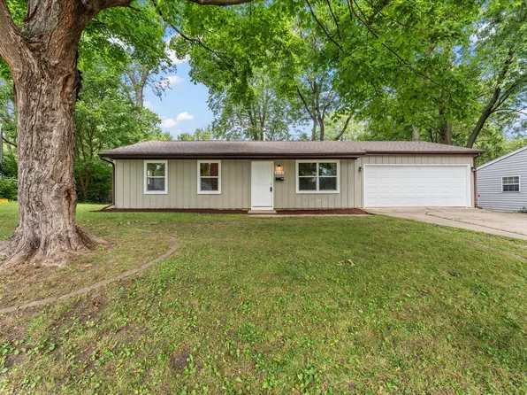 2412 E Green St, Urbana, IL 61802