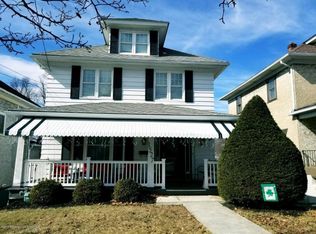 1527 N Webster Ave, Dunmore, PA 18509