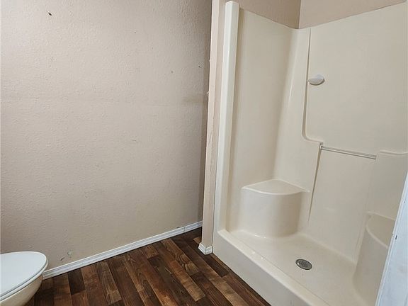 5th image of 441 Cheyenne St