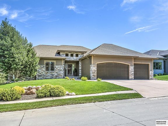 2nd image of 3335 S 188th Ave