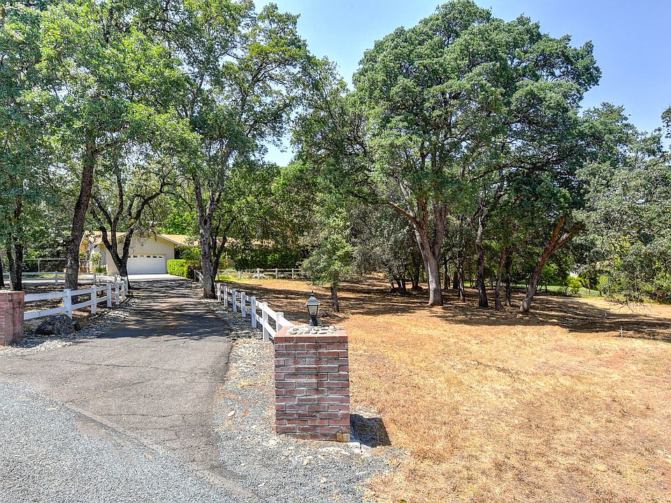 1st image of 2540 Gayle Ln