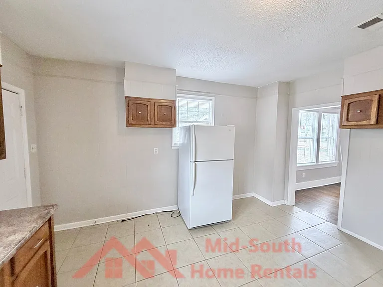 1707 Glenview Ave — Photo 6
