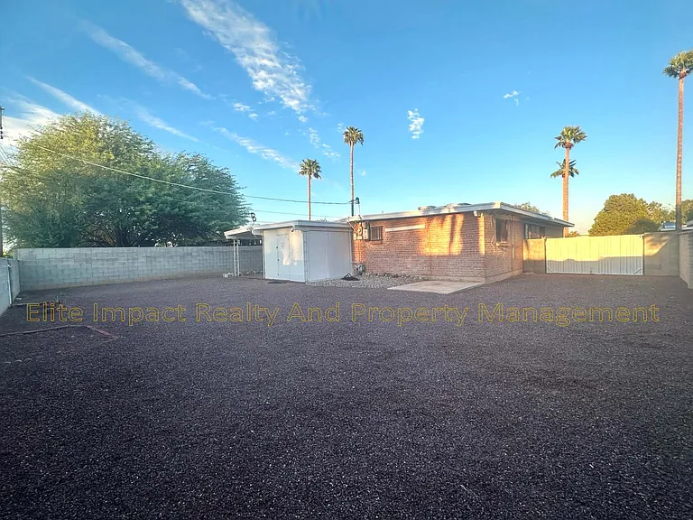 3811 N Reno Ave — Photo 19