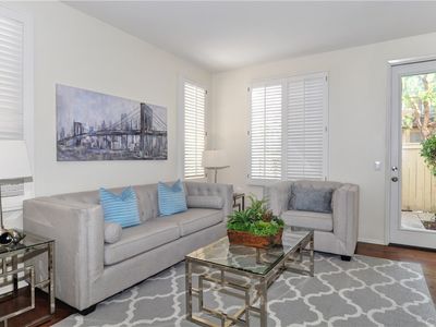 42 Alevera St, Irvine, CA, 92618