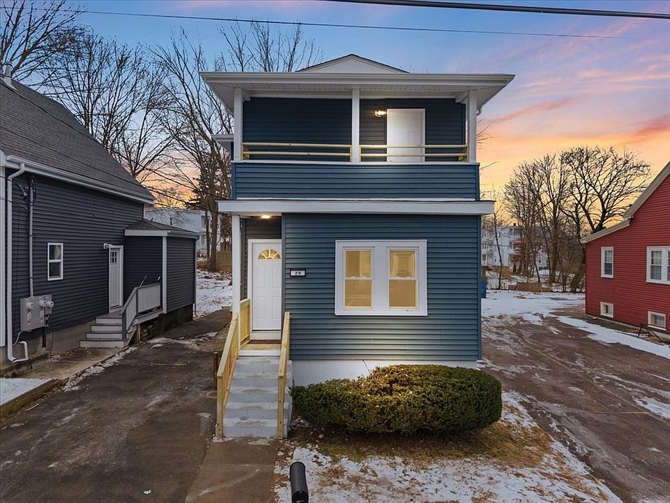 1st image of 29 Saint Casimir Ave