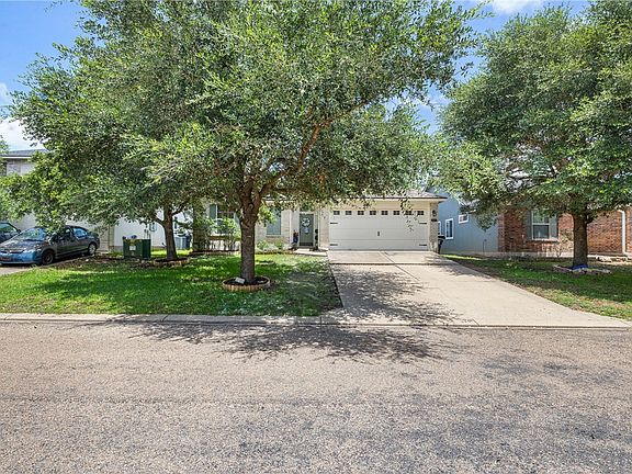 2nd image of 15111 Faircrest Dr