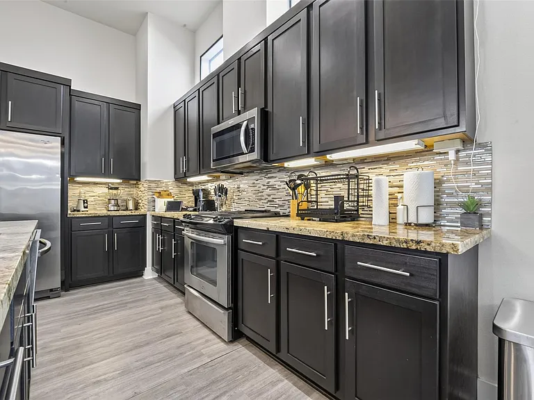 4104 Marina St — Photo 13