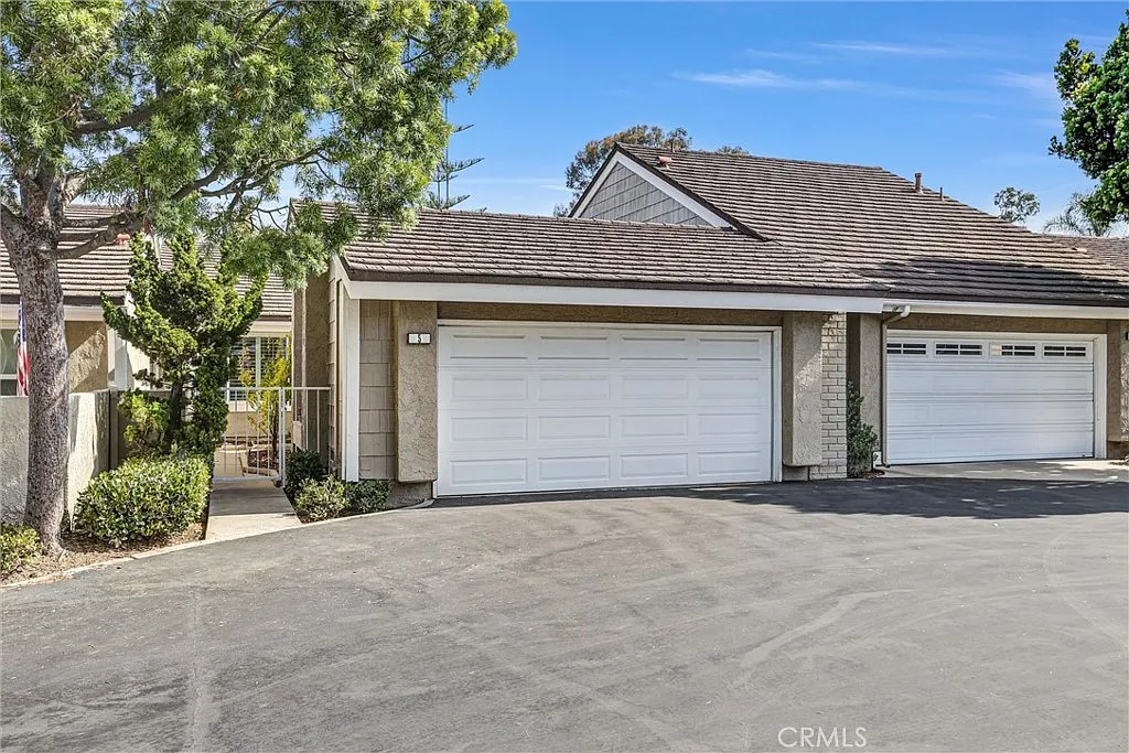 2 bed, 1119 sqft, $4,195 — Photo 1