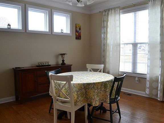 4th image of 2150 Silverspur Ln
