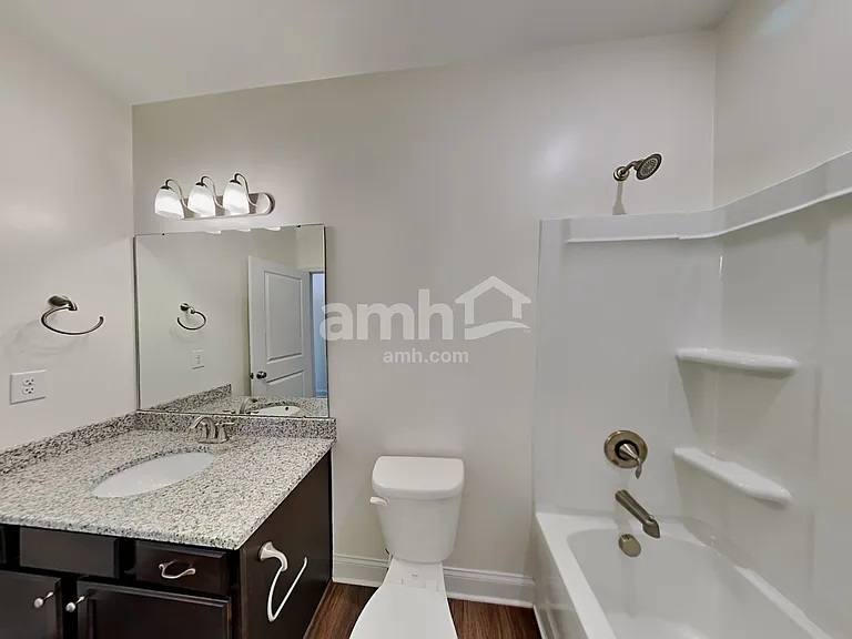 155 Gregory Dr — Photo 14
