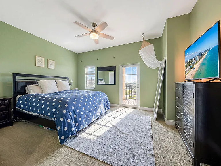 261 SW 6th Pl — Photo 30