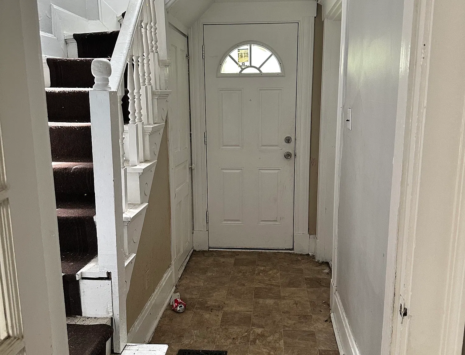 3 bed, 1.5 bath, 3038 sqft, $1,650 — Photo 4