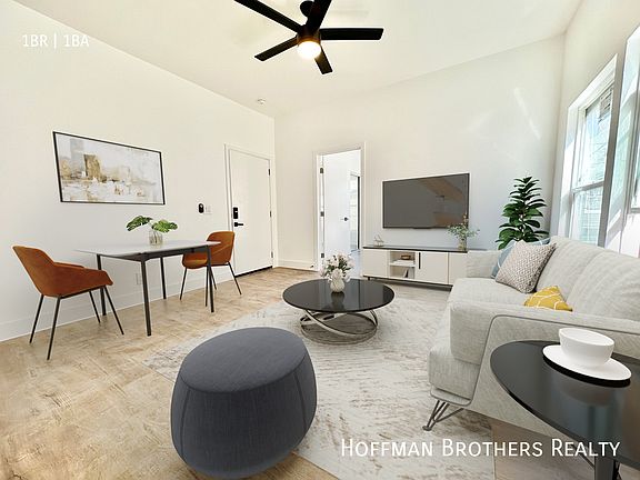 2nd image of 1412 W 10th Pl APT 2