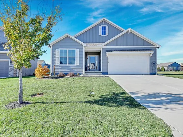 23650 W 89th Ter, Lenexa, KS 66227