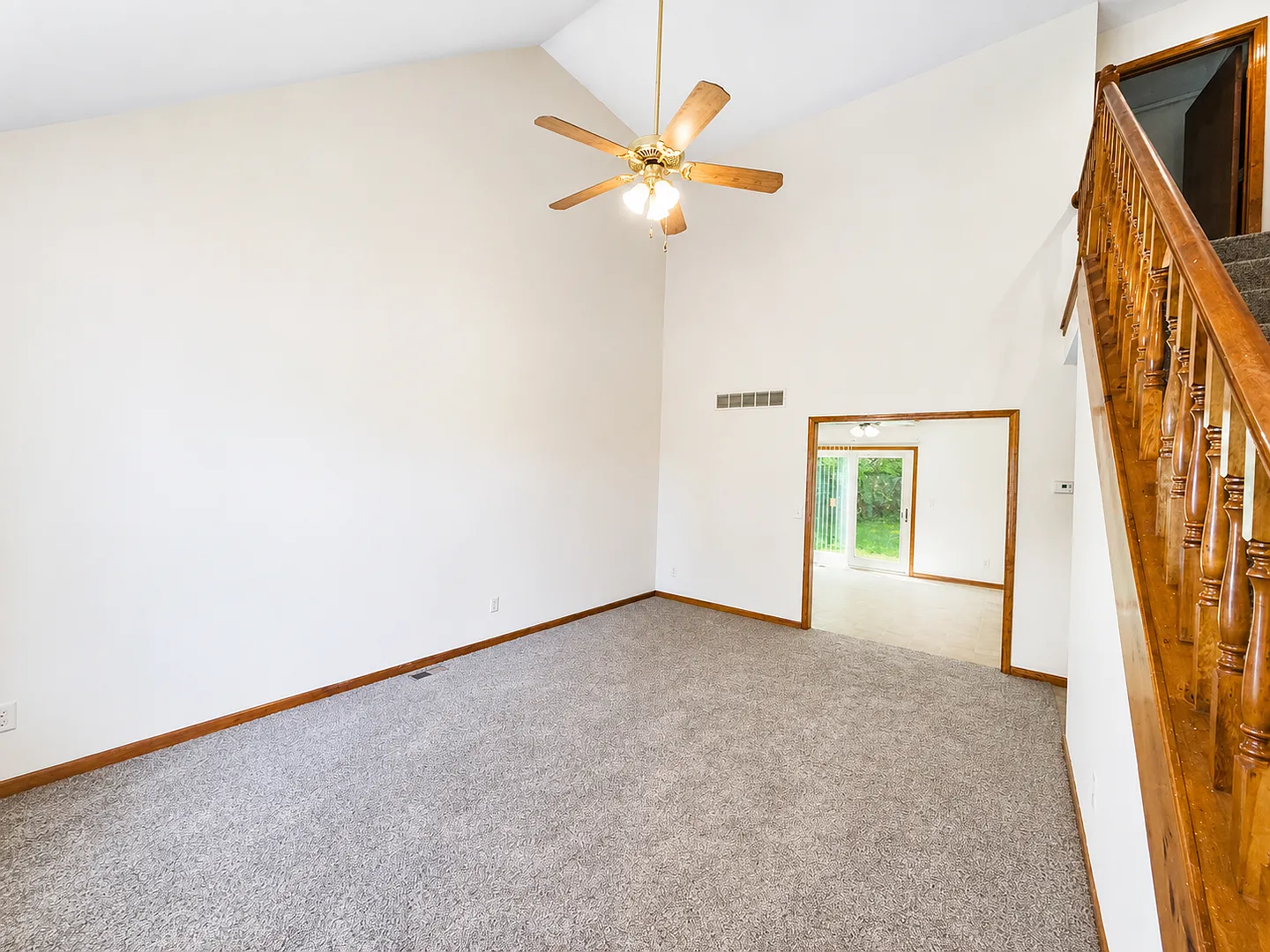 3 Bed, 1.5 Bath Duplex with Garage and Extra Storage Space! — Photo 2