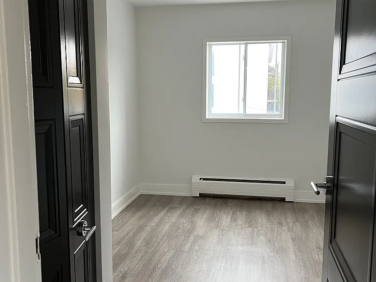 792 Hughson St #14 — Photo 5