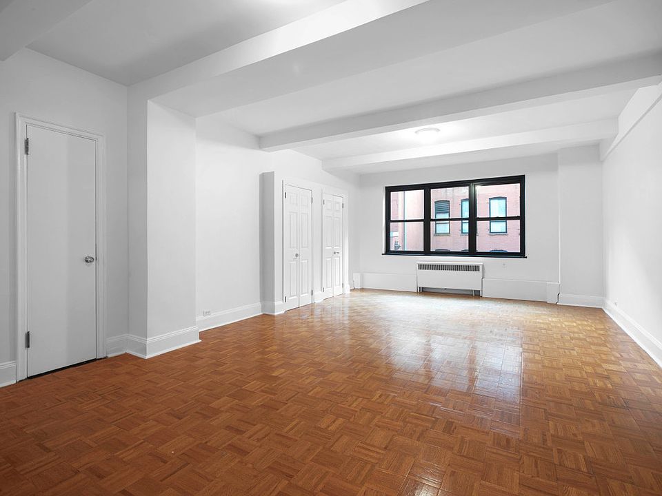 1st image of 310 E 44th St APT 723