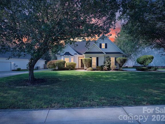 2nd image of 570 Surry Trace Cir NW