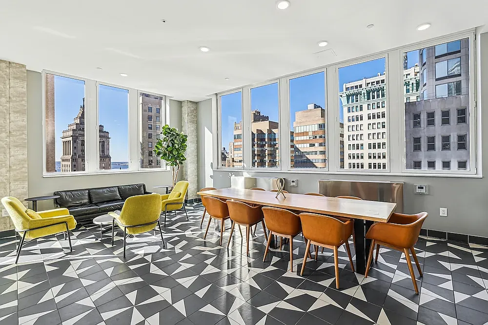 20 Broad Street — Photo 2