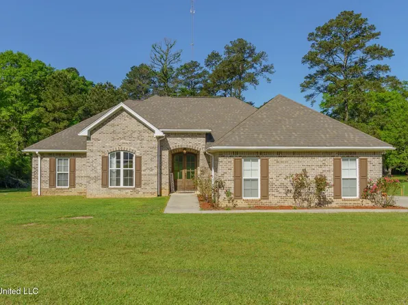 217 Victory Rd, Laurel, MS 39443