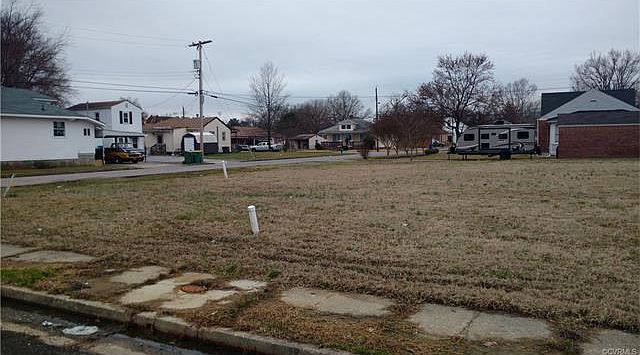 1st image of 400 N 7th Ave