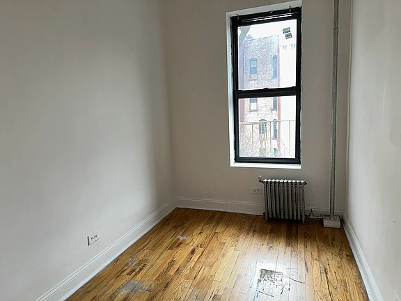 5th image of 965 Columbus Ave #4W