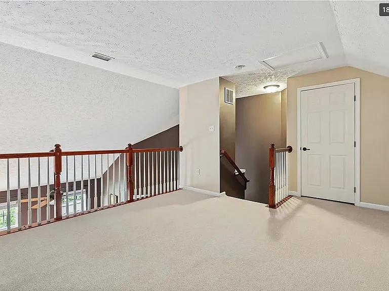 3005 Village Run Rd — Photo 10