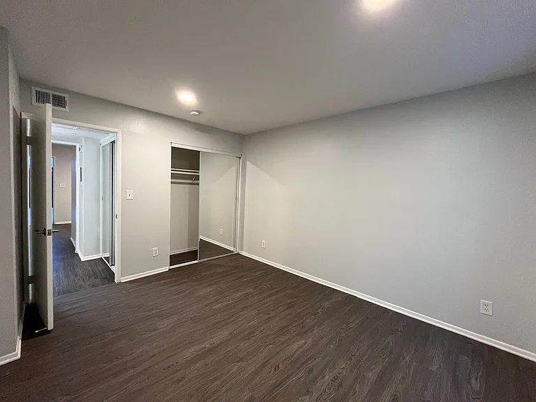951 S. Oxford Ave. — Photo 91
