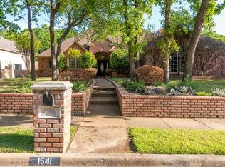 1541 Lost Lake Dr, Keller, TX 76248