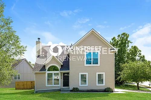 8029 W 149th St Photo 1