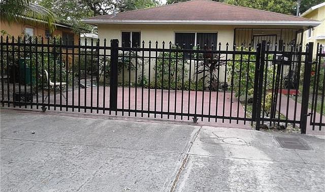 1st image of 5624 NE Miami Pl