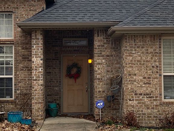 3rd image of 2600 N Shadow Crest Dr
