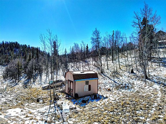 5th image of 445 Warpath Road