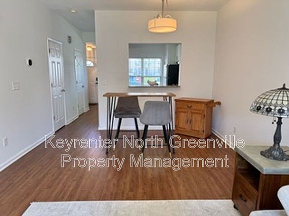 5th image of 612 Graythorn Ln
