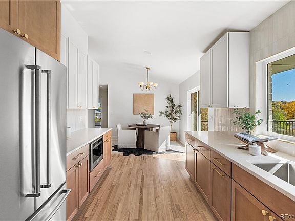 5th image of 1880 Applewood Drive