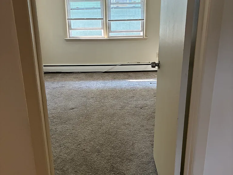 700 Roselle St — Photo 13
