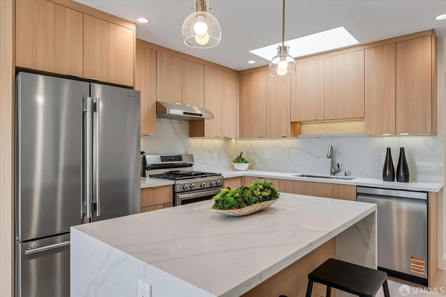 339 Madison St - Photo 8