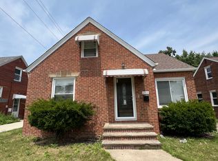 11915 Granger Rd, Cleveland, OH 44125