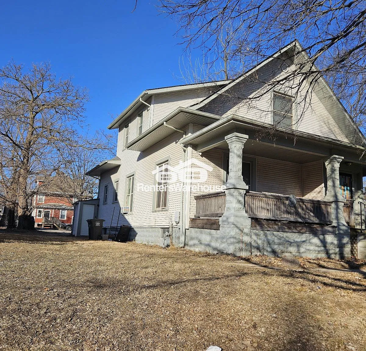 Drake Neighborhood 1 bedroom upper unit! — Photo 2