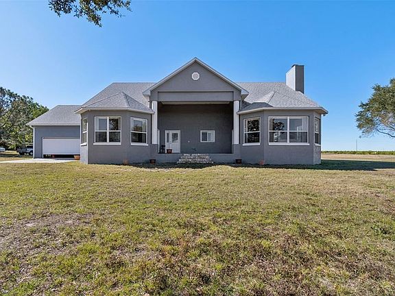 3rd image of 2307 Cass Rd