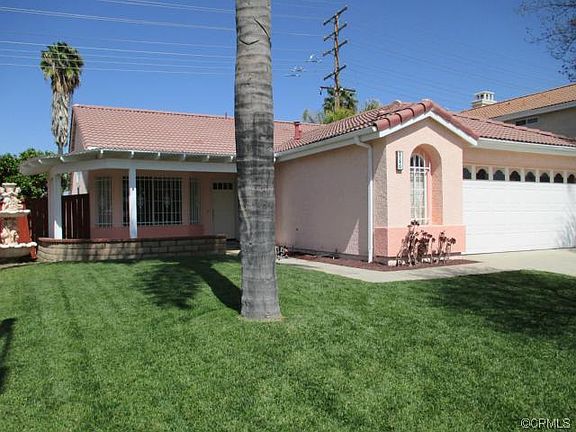 2nd image of 2590 Cypress St