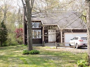 1541 Old Williams St, Dighton, MA 02715