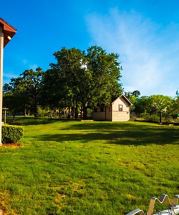 4th image of 128 Country Gdns