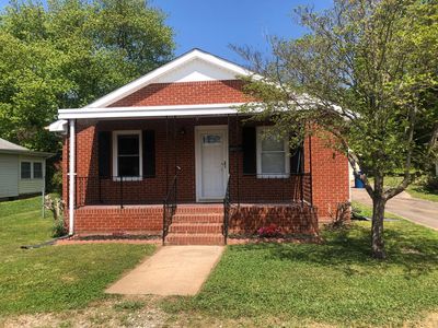 111 Jenkins Ave, Mount Holly, NC, 28120