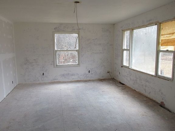 5th image of 27192 County Road 2240 N
