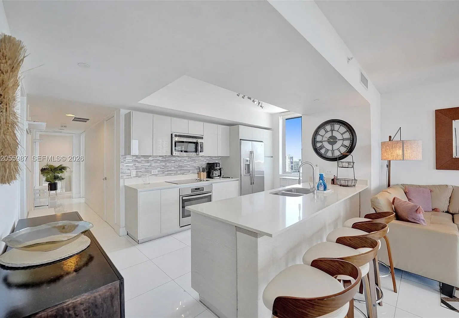 Beachwalk Condominium — Photo 2